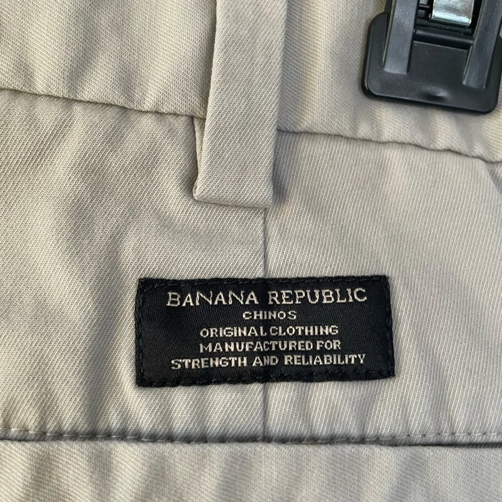 Banana Republic excellent loc